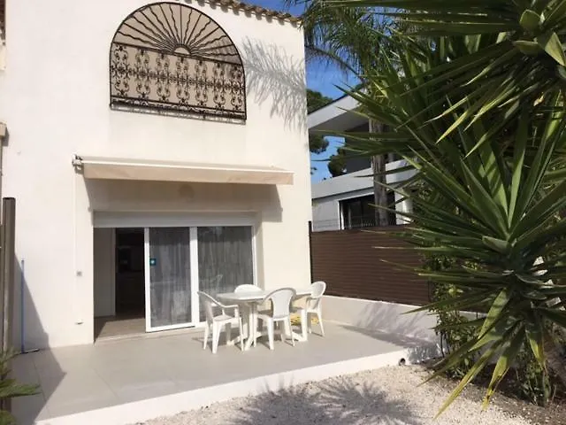 Appartements Les Pesquiers Hyeres Plage 0*,