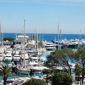 Marina Baie Des Anges Apartment