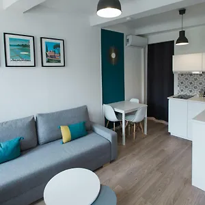 Le Petit Hyerois Apartment